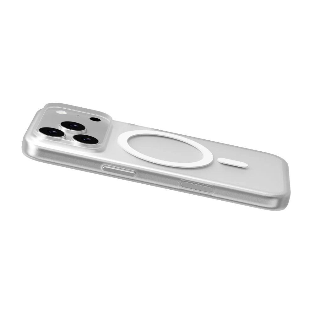 MagEasy Lyte M Ultra Light case for iPhone 17 Pro Max - Transparent
