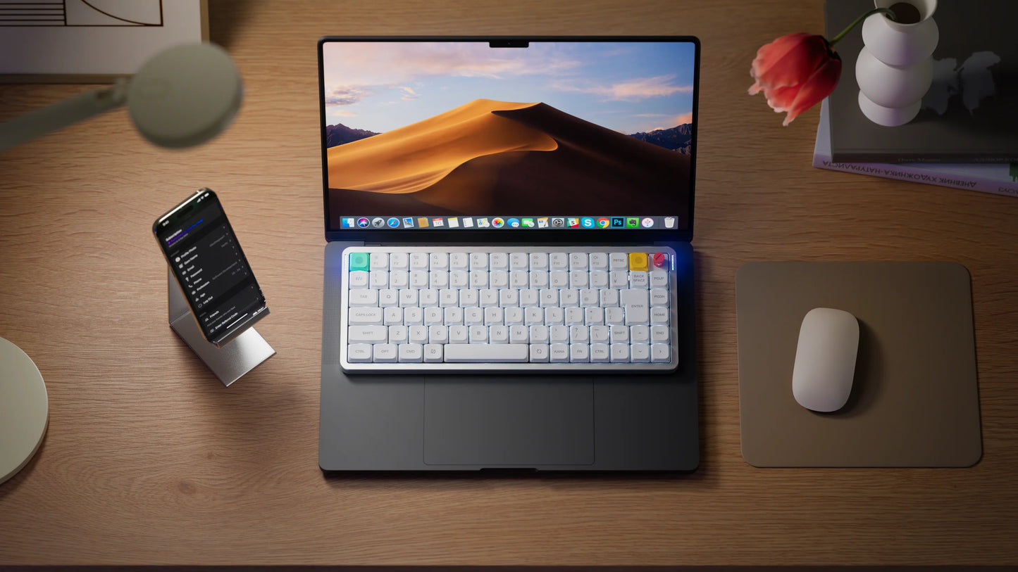 NuPhy Air75 V3 vezeték nélküli Bluetooth billentyűzet, Gateron Blush nano switch - fehér