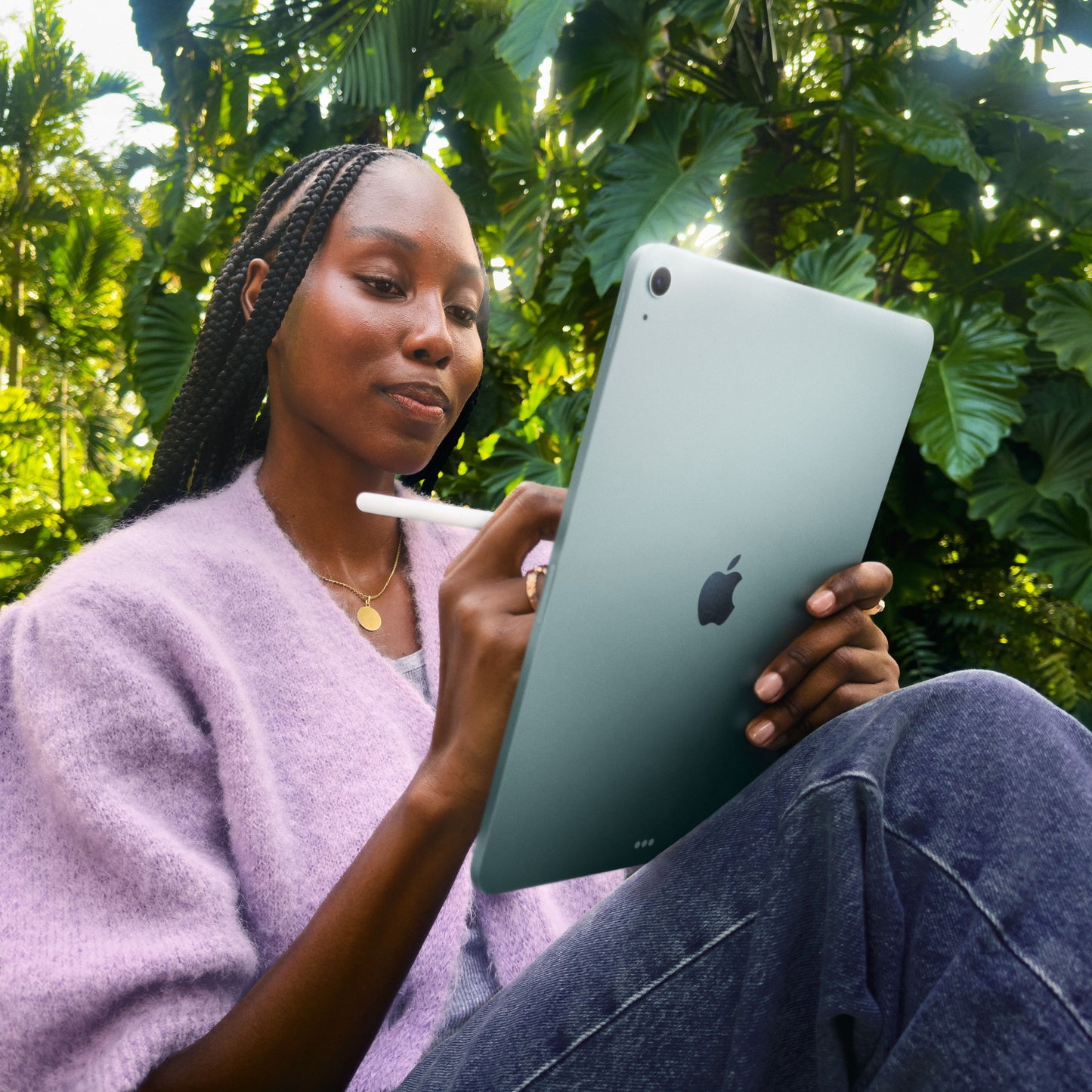 13-inch iPad Air Wi-Fi 128GB - Starlight (M4) - iSTYLE.hu