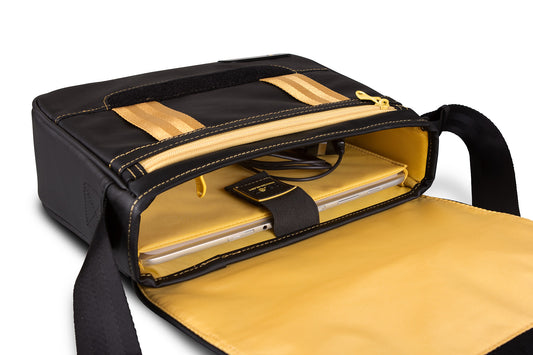 Be.ez - LE reporter Metro bag for iPad - Black/Safran - iSTYLE HU
